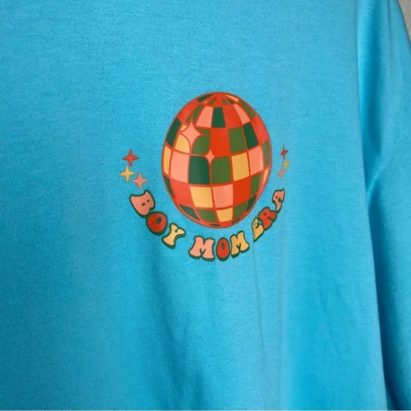 In My Boy‎ Mom Era Blue Graphic T-Shirt Large women’s disco groovy 70s font L - Picture 3 of 9